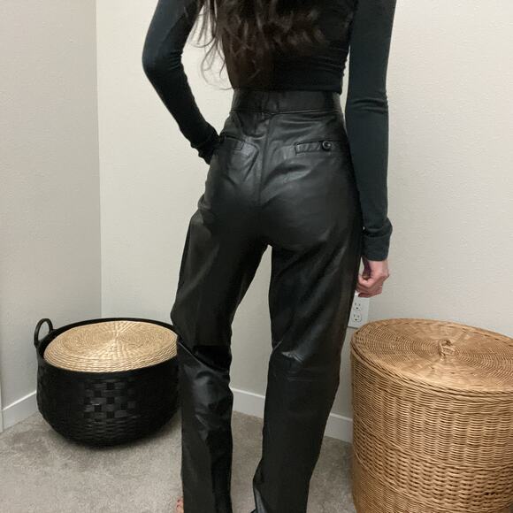80s 90s vintage black leather high waisted rise minimalist straight leg pants - Picture 5 of 9